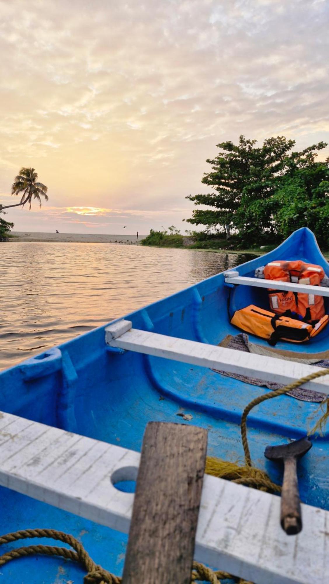 Gypsea Marari Bed & Breakfast Alappuzha Ngoại thất bức ảnh